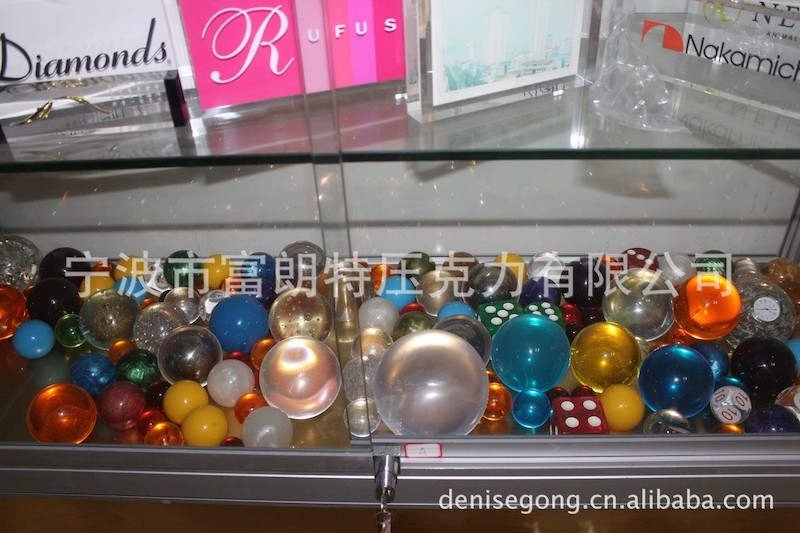 亚克力圆球.jpg